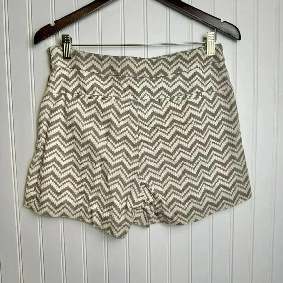 Anthropologie Cartonnier Melisma shorts chevron print size 8 I15 - Picture 6 of 9